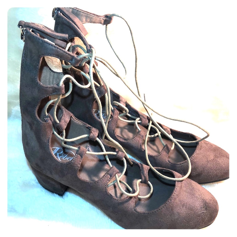 Fun boho back zip brown gladiators